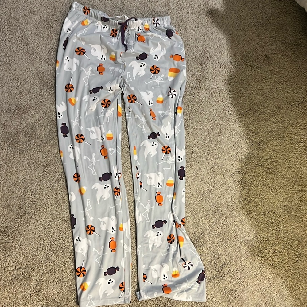 Halloween pajama pants small